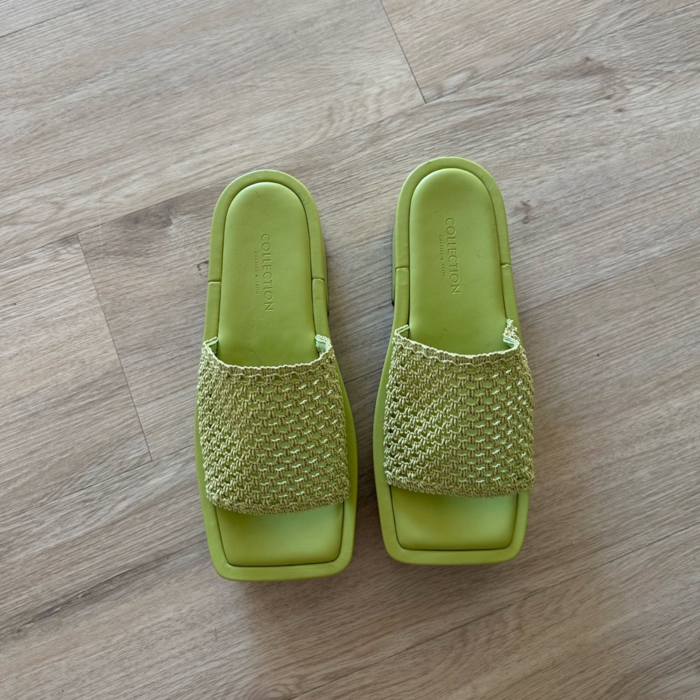 Charles & Keith sandals